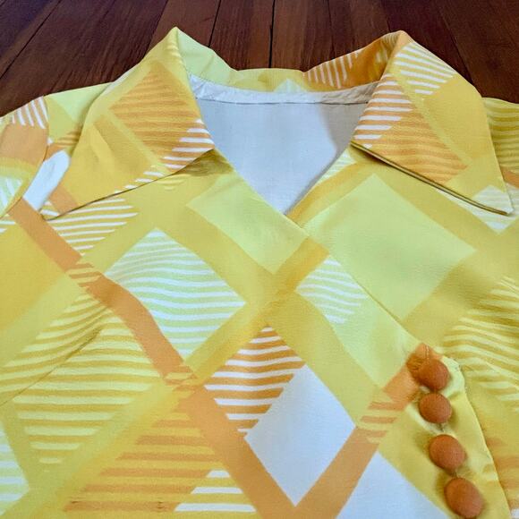 Vintage 1960s Handmade Yellow Plaid Mini Dress with Snap Button Front - Picture 13 of 16